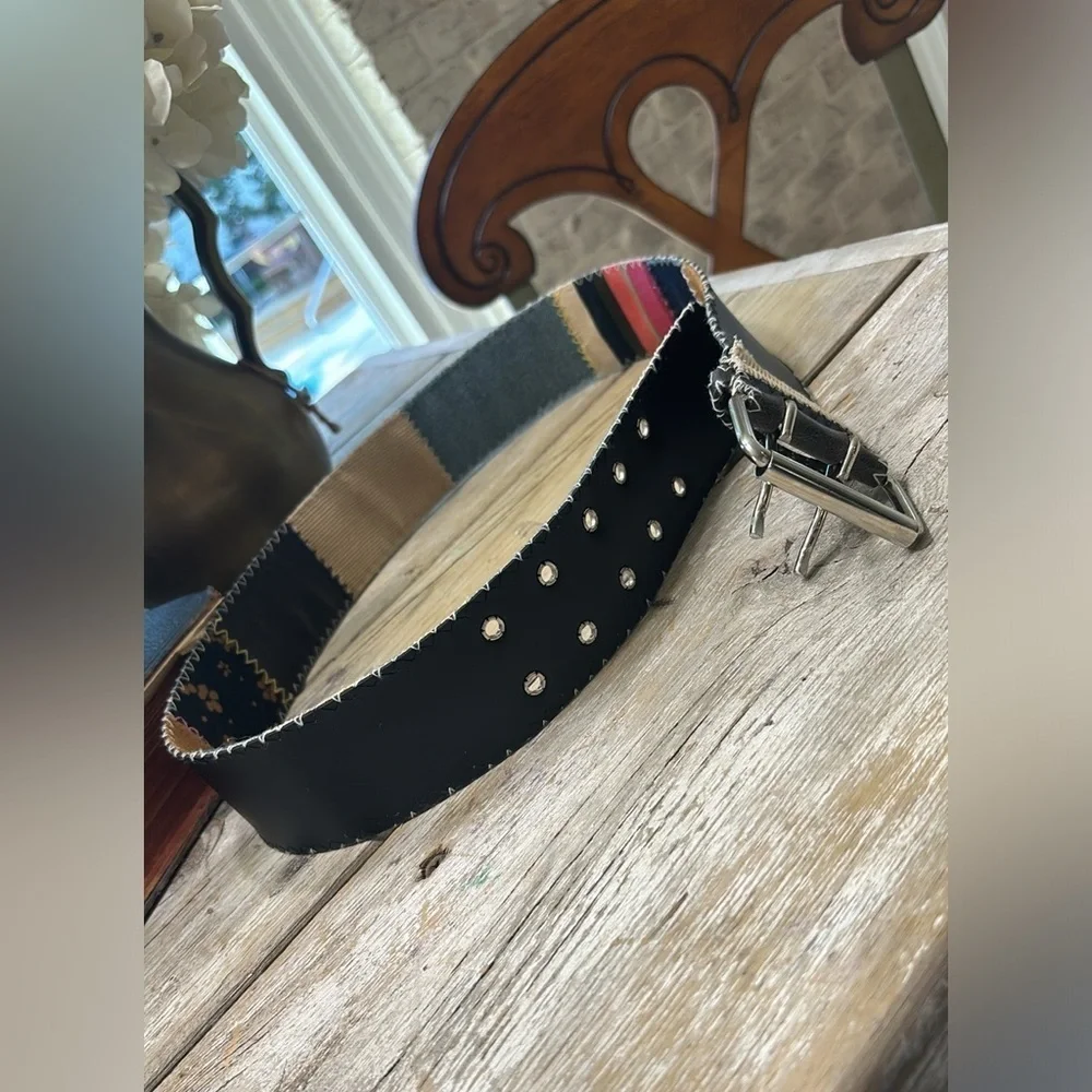 Southwestern Multi-Colored Canvas Belt. Women’s 38”L | Trendy | Chic. EUC